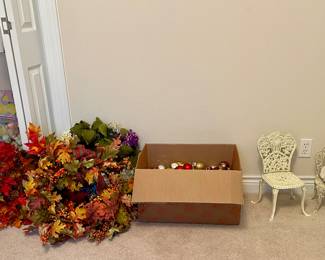 FALL DECOR, WROUGHT IRON DOLL FURNITURE
