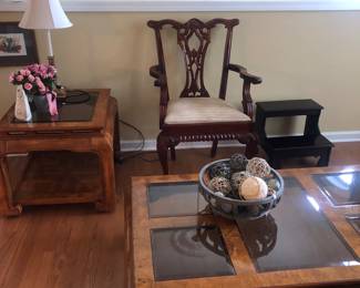 Chinoiserie Furniture 