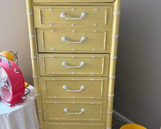 Vintage Thomasville chest of drawers