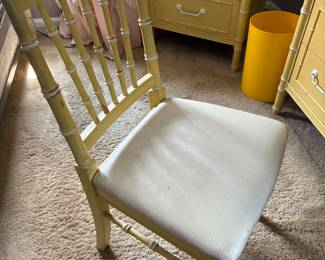 Vintage Thomasville matching desk chair