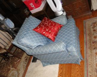 LR chair
