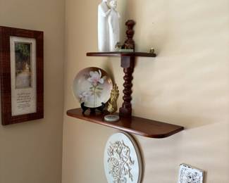 . . . cute shelf
