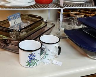 Kitchen items 