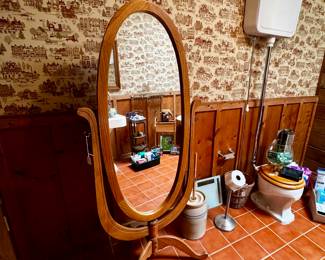 Stand up mirror 