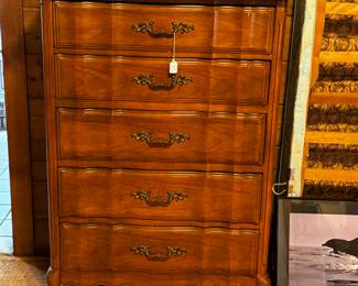 Bassett dresser 