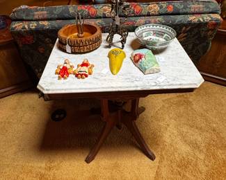 Vintage marble top table and vintage wall pockets 