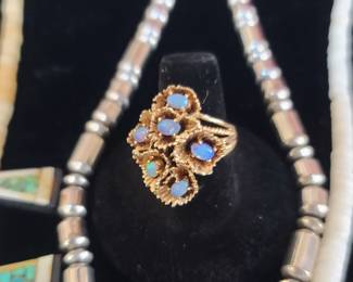 14K and Opal Ladies ring