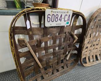 Tobacco Basket