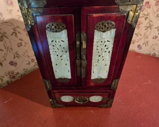 Antique Jadeite Jewelry Box