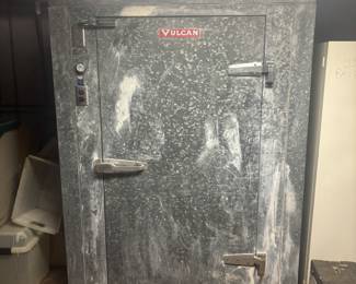 Vulcan commercial refrigerator 