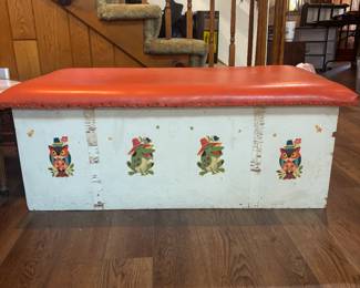 Awesome vintage toy box