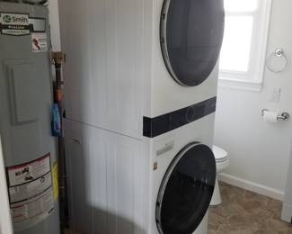 Nearly new LG washing machine & GAS dryer