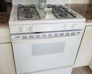 Hotpoint 4-burner gas range