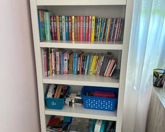 NICE CHILDRENS BOOKS