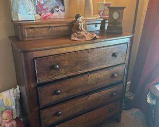 VERY NICE CHEST