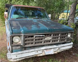 Hydraulic Dump Chevy Truck