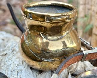 Small ORTIZ often made by Nambe Ola in bronze