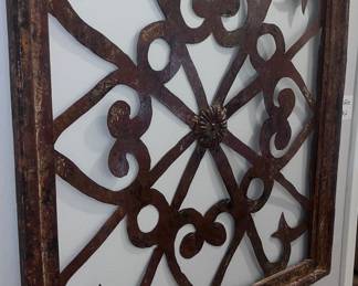 Wall decor (large)