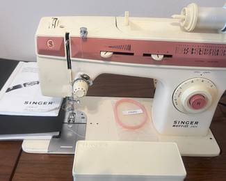 Singer 2404 sewing machine
