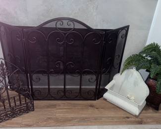 Metal Decorative Pieces