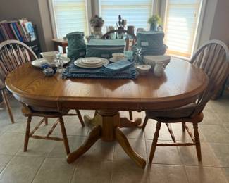 oak dining table & chairs