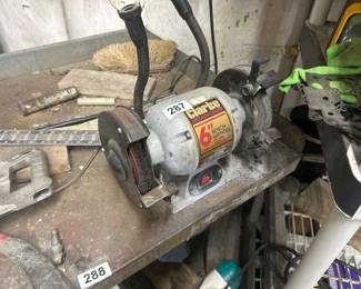 6 BENCH GRINDER