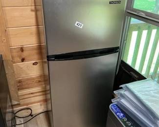 THOMSON REFRIGERATOR