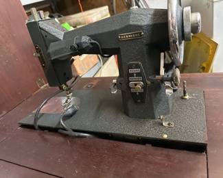 KENMORE SEWING MACHINE IN CABINET
