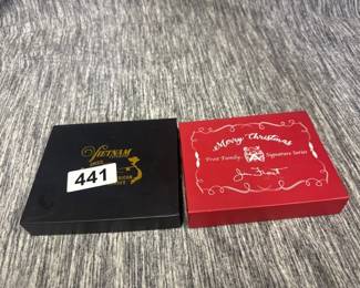 VIETNAM KNIFE AND FROST FAMILY CHRISTMAS KNIFE