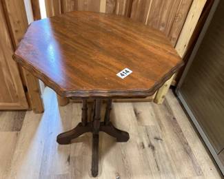 WOOD SIDE TABLE