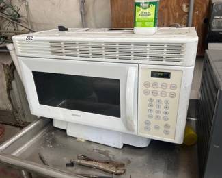 HOTPOINT UNDER COUNTER MICROWAVE