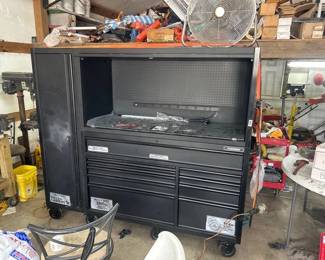 LARGE HUSKY TOOLBOX