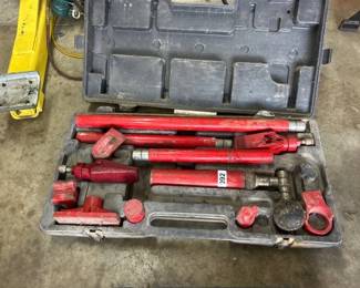 BODY SHOP TOOLS