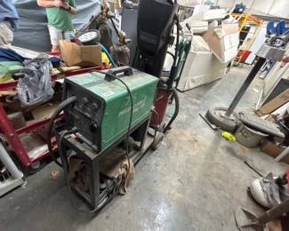 PRESTOWELD MIG 130, CART, GAS BOTTLE, CART