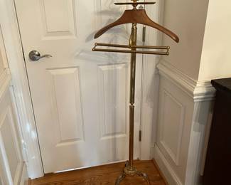 S39 - $250. Vintage Brass & Wood Butler Valet 1960s. Measures 18.5" wide x 52" tall. Excellent Condition!