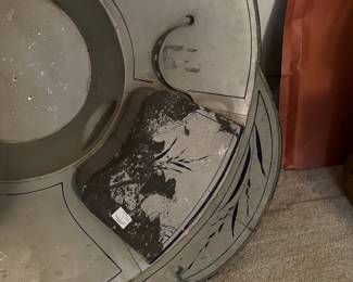 U67 - $95. Large vintage Metal Tub. Has wall hanger for storage! Measures 39" x 48".