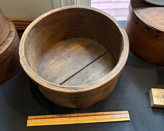 L21 - $225. Pantry Box / No lid. Signed on the side "1909" "E.D. COGD". Measures 12" wide x 6" tall.
