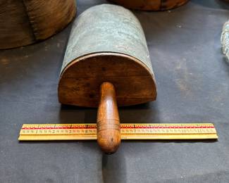 L26 - $30. Large Metal & Wood Grain Scoop. Measures 6.5" wide x 12.5" deep x 4" tall. Excellent Condition!