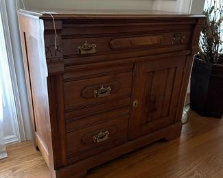 H10 - $150. Small Entry Chest. Hardware has been replaced. Measure 31" wide x 13.5" deep x 27" tall.