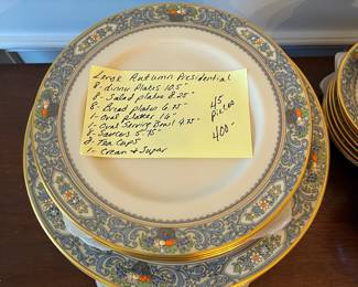 D40- $400. Lenox Autumn Presidential 43 pc. Set - includes 8 dinner plates (10.5"), 8 salad plates (8.25", 8 bread plates (6.75"), 1 oval platter (16"), 1 oval serving bowl (9.75"), 8 saucers (5.75"), 8 teacups, and 1 cream+sugar dish.