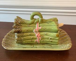 D37- $55. Bordallo Pinheiro Majolica Asparagus Tureen with Plate. Measures 10.5" wide x 5.75" deep x 5.75" tall.