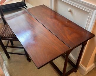 B20 - $95. Narrow Flip Top Table. Measures 36" wide x 12" deep x 28" tall. Opens t0 24" wide. Great entry table but extra table space if needed!