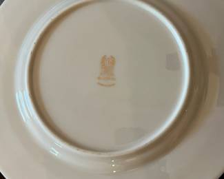 D40- $400. Lenox Autumn Presidential 43 pc. Set - includes 8 dinner plates (10.5"), 8 salad plates (8.25", 8 bread plates (6.75"), 1 oval platter (16"), 1 oval serving bowl (9.75"), 8 saucers (5.75"), 8 teacups, and 1 cream+sugar dish.