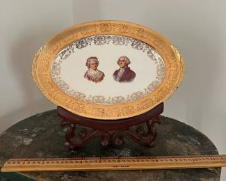 F8 - $10. George & Martha Washington Nautilus Plate. Measures 9" wide x 8" long