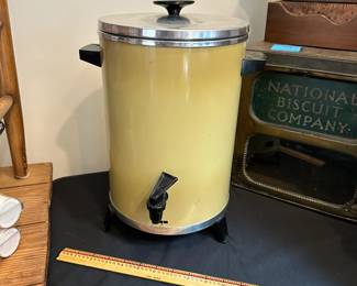 L17 - $20. Vintage West Bend Insulated Party Percolator "Harvest". Measures 12" wide x 9" deep x 15" tall