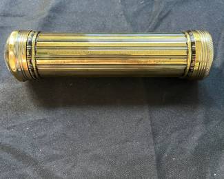 S22 - $20. Antique Eveready Flashlight.