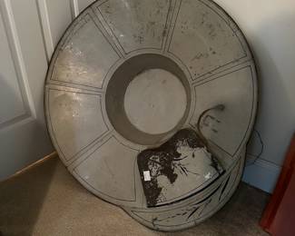 U67 - $95. Large vintage Metal Tub. Has wall hanger for storage! Measures 39" x 48".