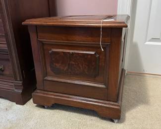 A5 - $50. Antique Victorian Box Commode. Measures 18" square x 18"tall. Excellent Condition!