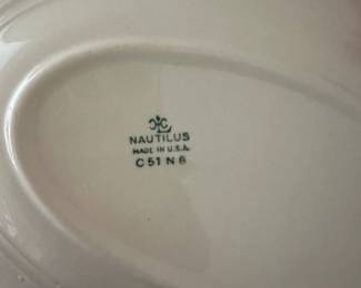 F8 - $10. George & Martha Washington Nautilus Plate. Measures 9" wide x 8" long