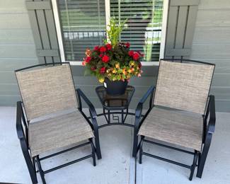 Patio gliding chairs/table top